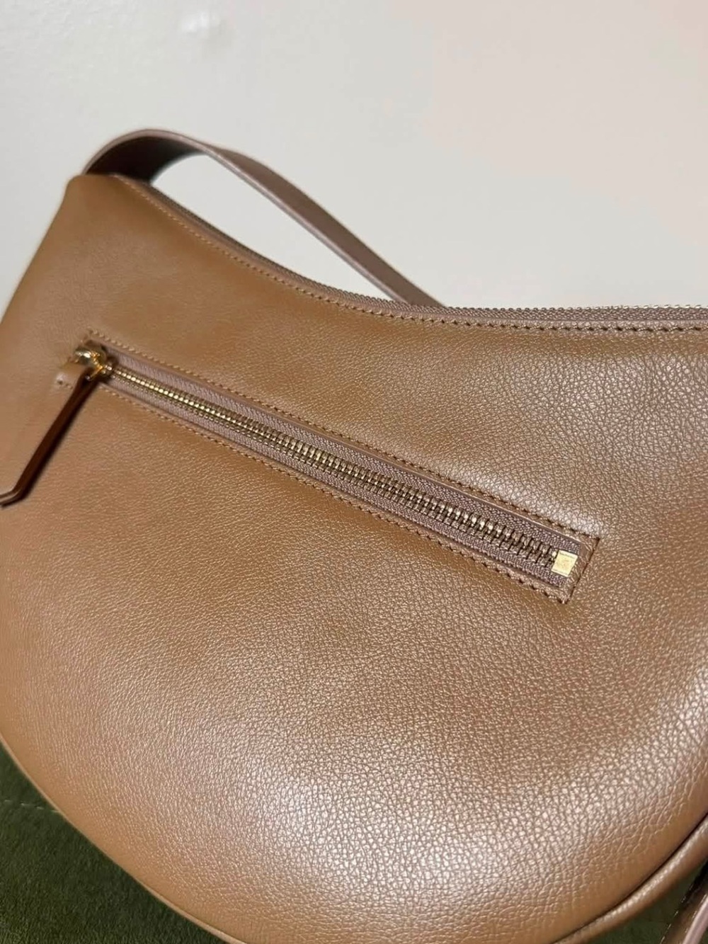 Mina Baie Leather Khloe in Teddy Color - Picture 5 of 11